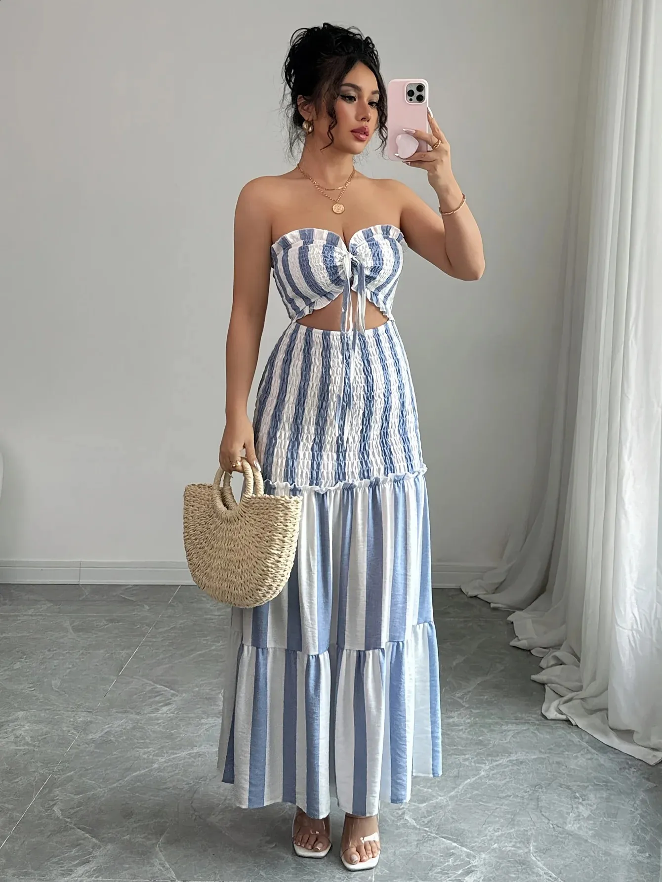 ladies off the shoulder dresses The Quinn Long Off Shoulder A-line Satin Dress 12 / Black It features a gorgeous embroidered Off The Shoulder Dresses |