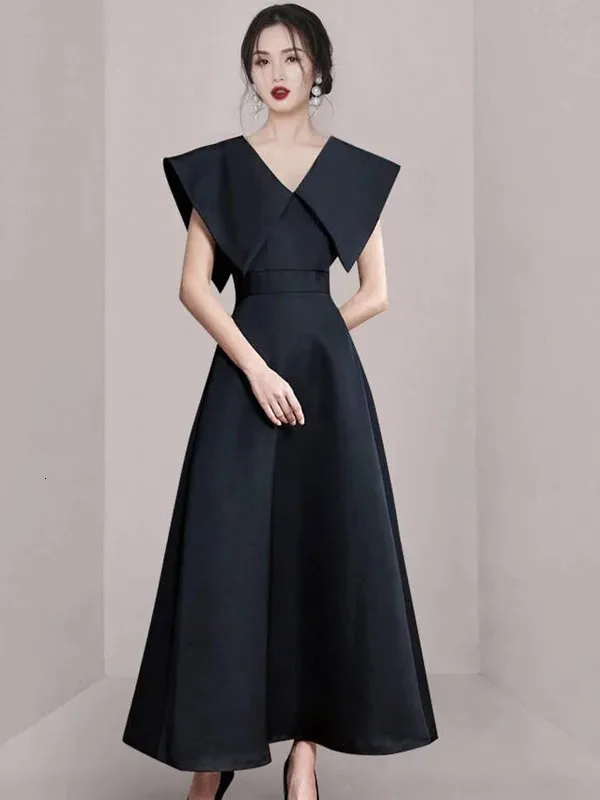 High Waist Sleeveless Korean Fashion Long A-Line Dress with Zipper, Big Neck, Simple Elegant Style for Spring Summer 2026