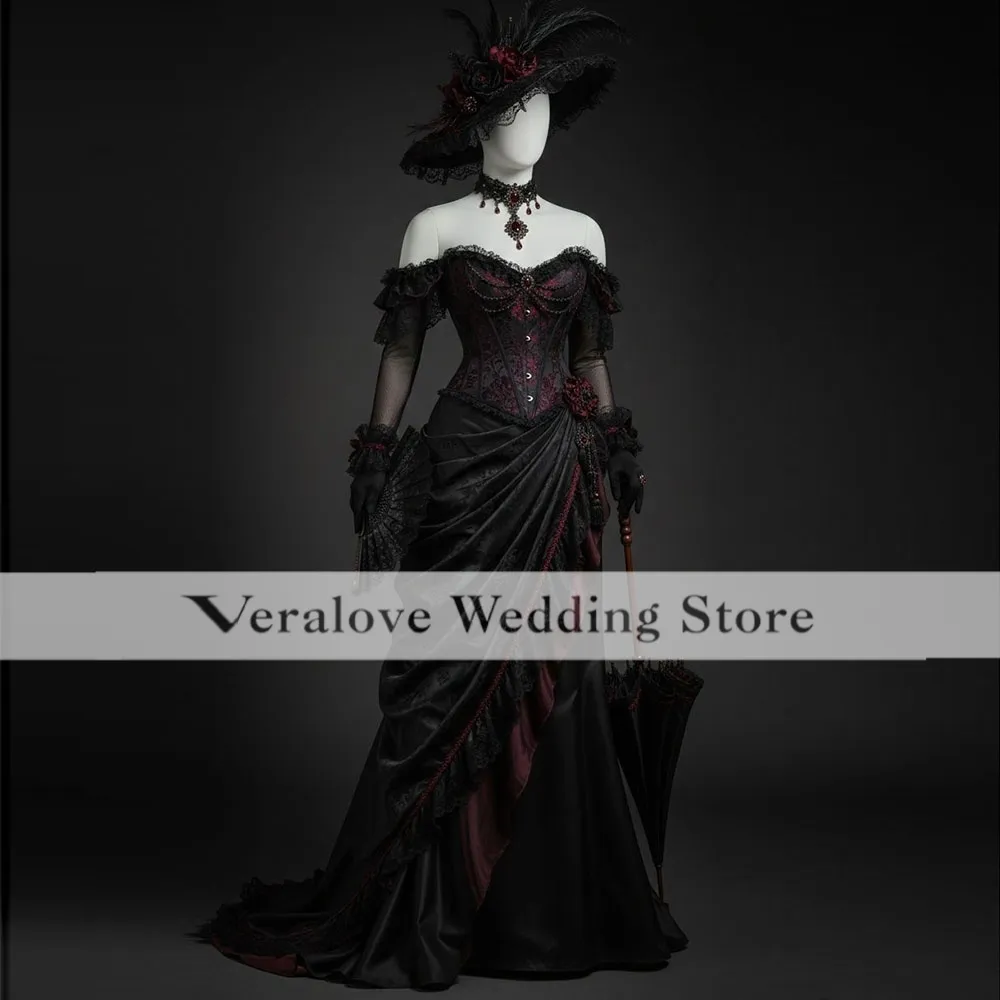 red black and white wedding dress Lace Appliques Sweetheart Gothic Bridal Court Train The price/ listing is for the dress only Vintage Red and Black Gothic