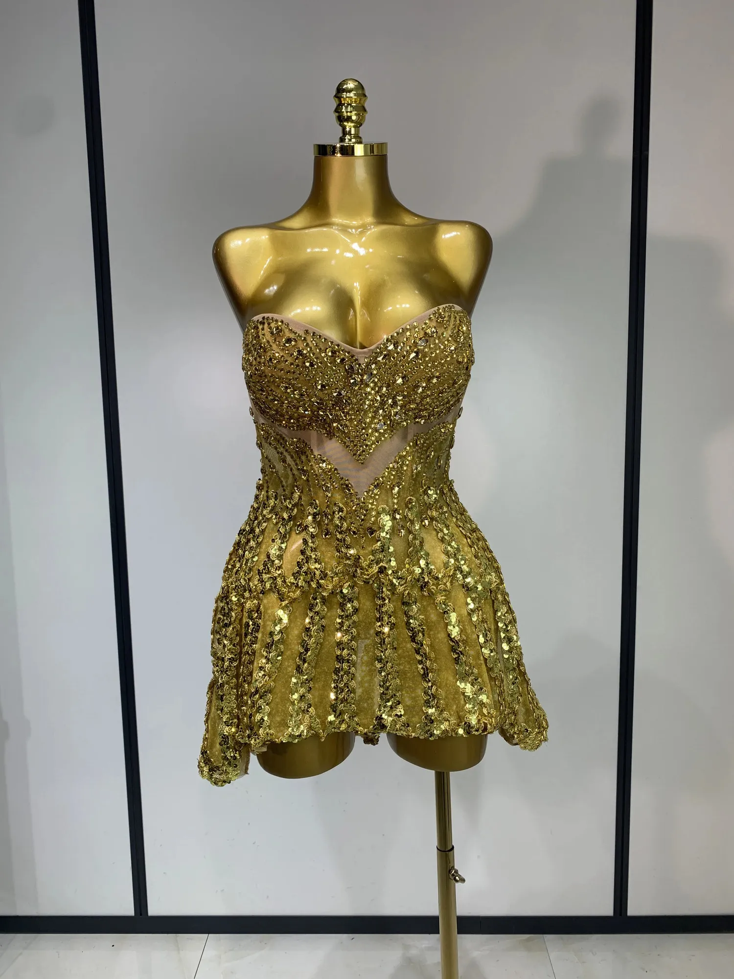 sexy gold birthday dress Color Women 2 Pieces Strapless Bodycon Mini Bar Singer – Mega Mart Center please wait patiently Sexy Gold Bodycon Sweetheart Neck