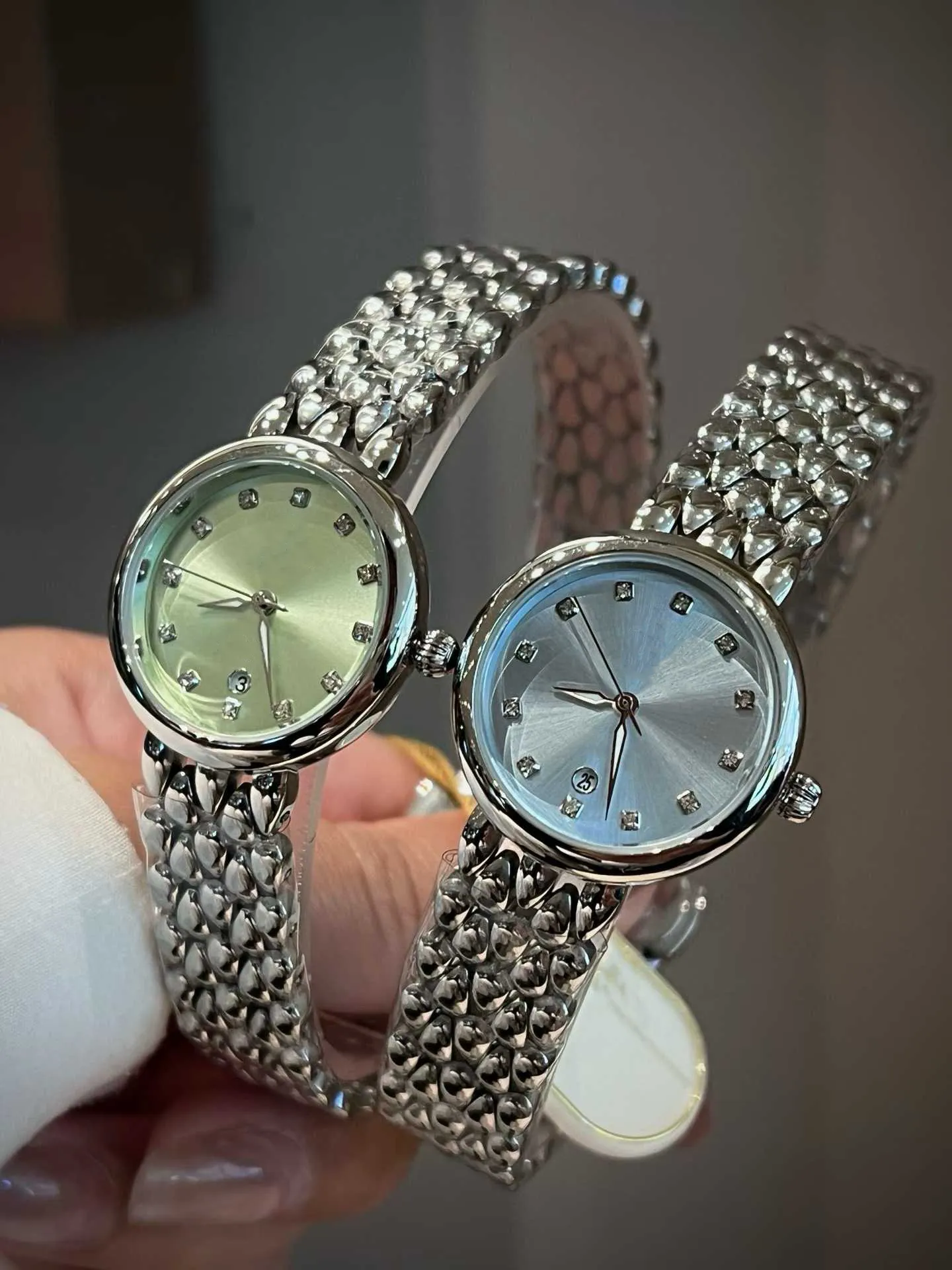 Women\'s Quartz Wrist Watch with Stainless Steel Bracelet and Crystal L17196463.jpg main image 3