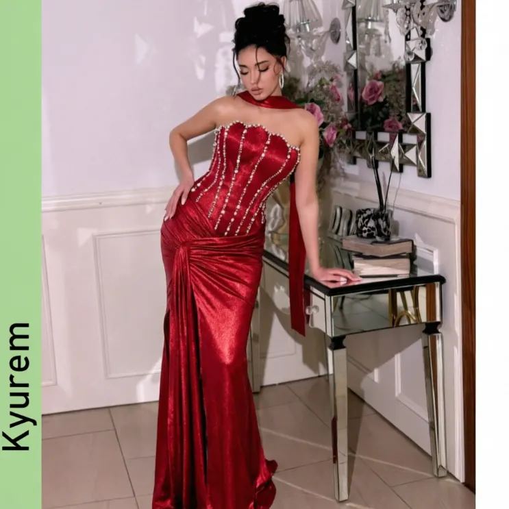 Satin Red Cocktail Dress For Prom Night Haute Couture Red Cocktail Dresses With Side Slit Strapless