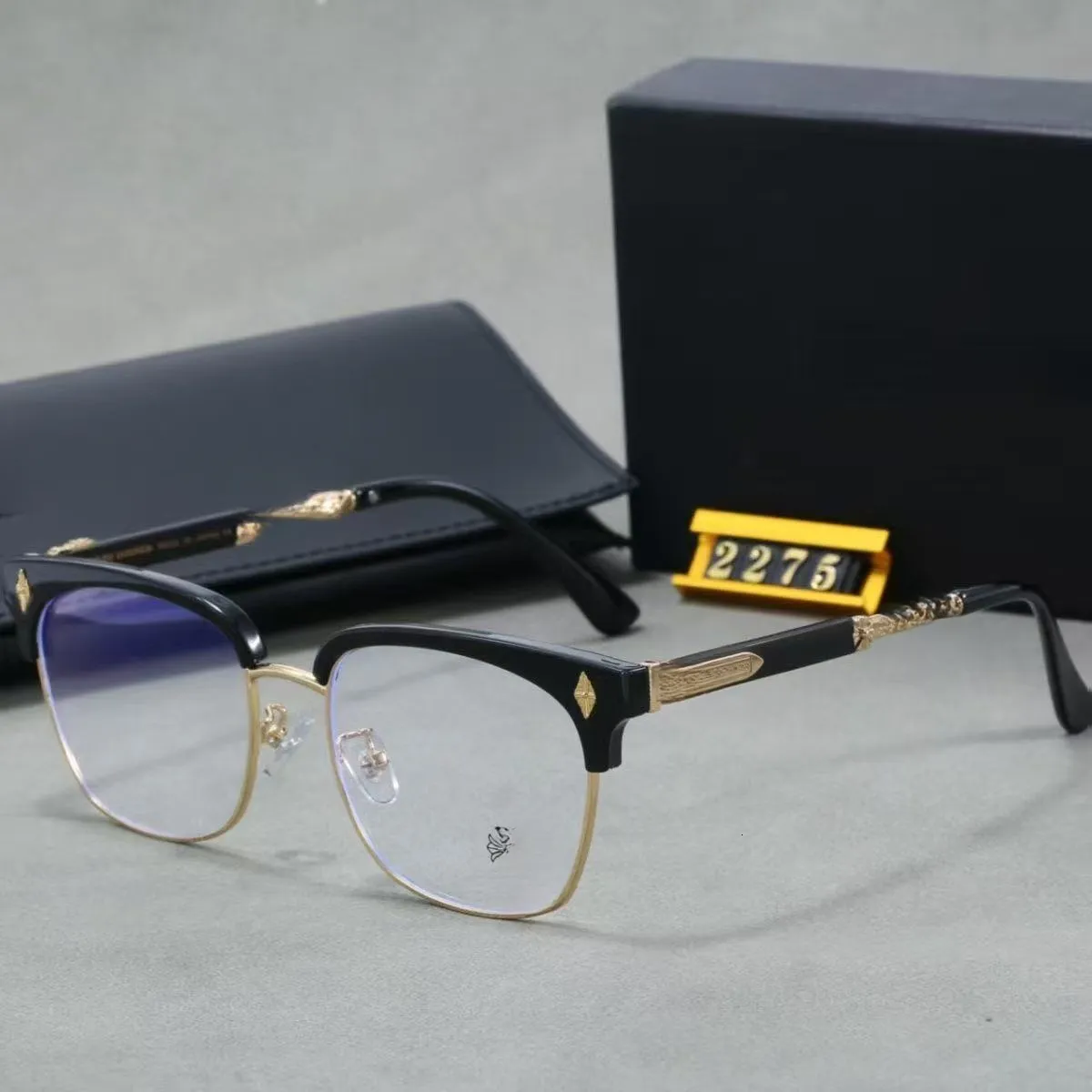 Deigner Sunglae Luxury sunglasses for women designer Eyeglae Brand Glae Black Gold Silver Clear Vintage Full Frame Summer Beach Caual Goggle Shading