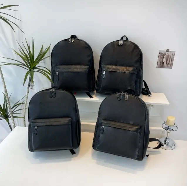 Designer Backpack Fashion Women/Men Leather Schoolbag  display picture 3