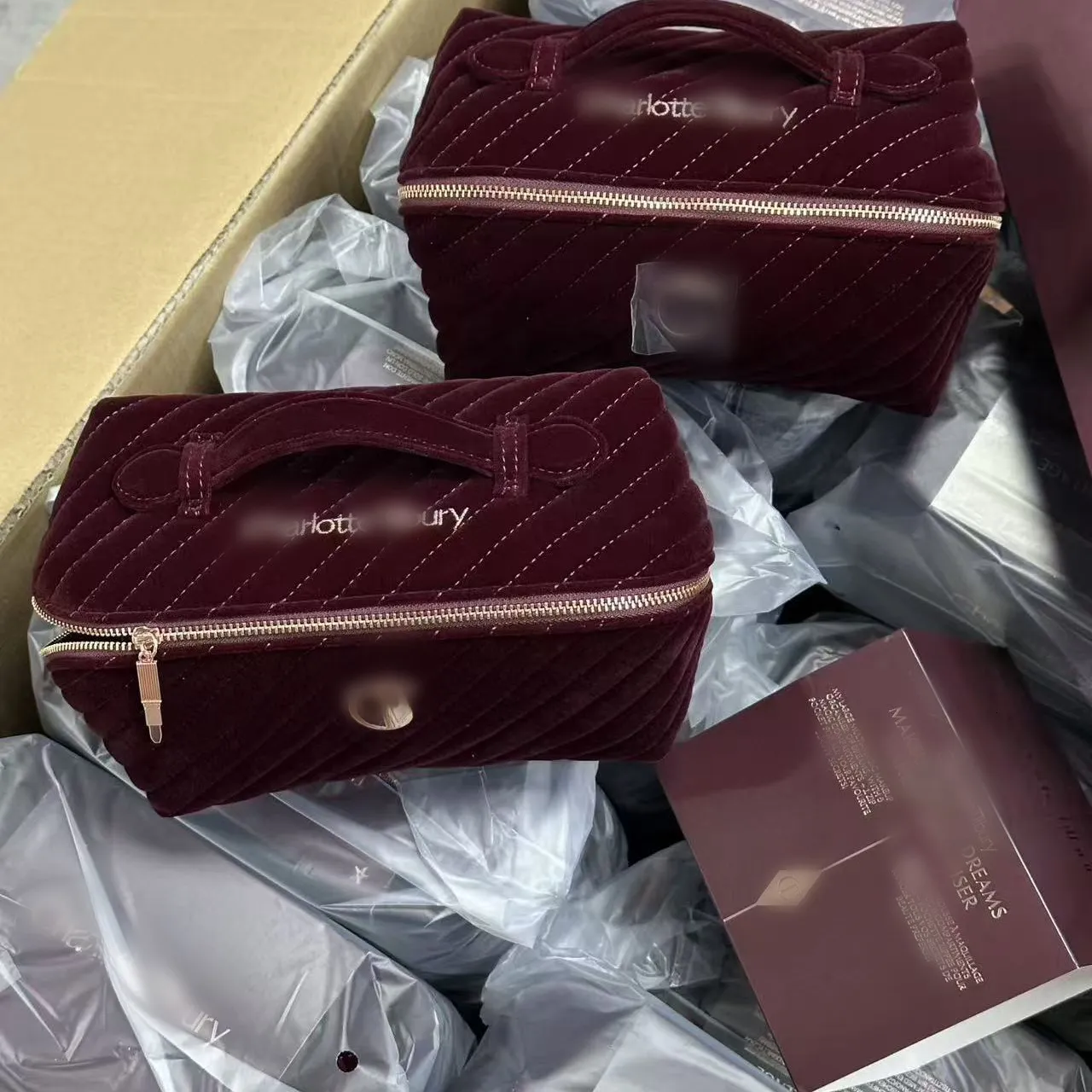 burgundy travel makeup bag Dark Red Clear Bags TSA Approved Toiletry for Women Men Cosmetic Bags with Handle Carry On Airport Airline Compliant Bag Quart PVC Bags for Toiletries Organizing, 2 The Medium Train Case offers ample space to store your travel Toiletry Bag in Burgundy &
