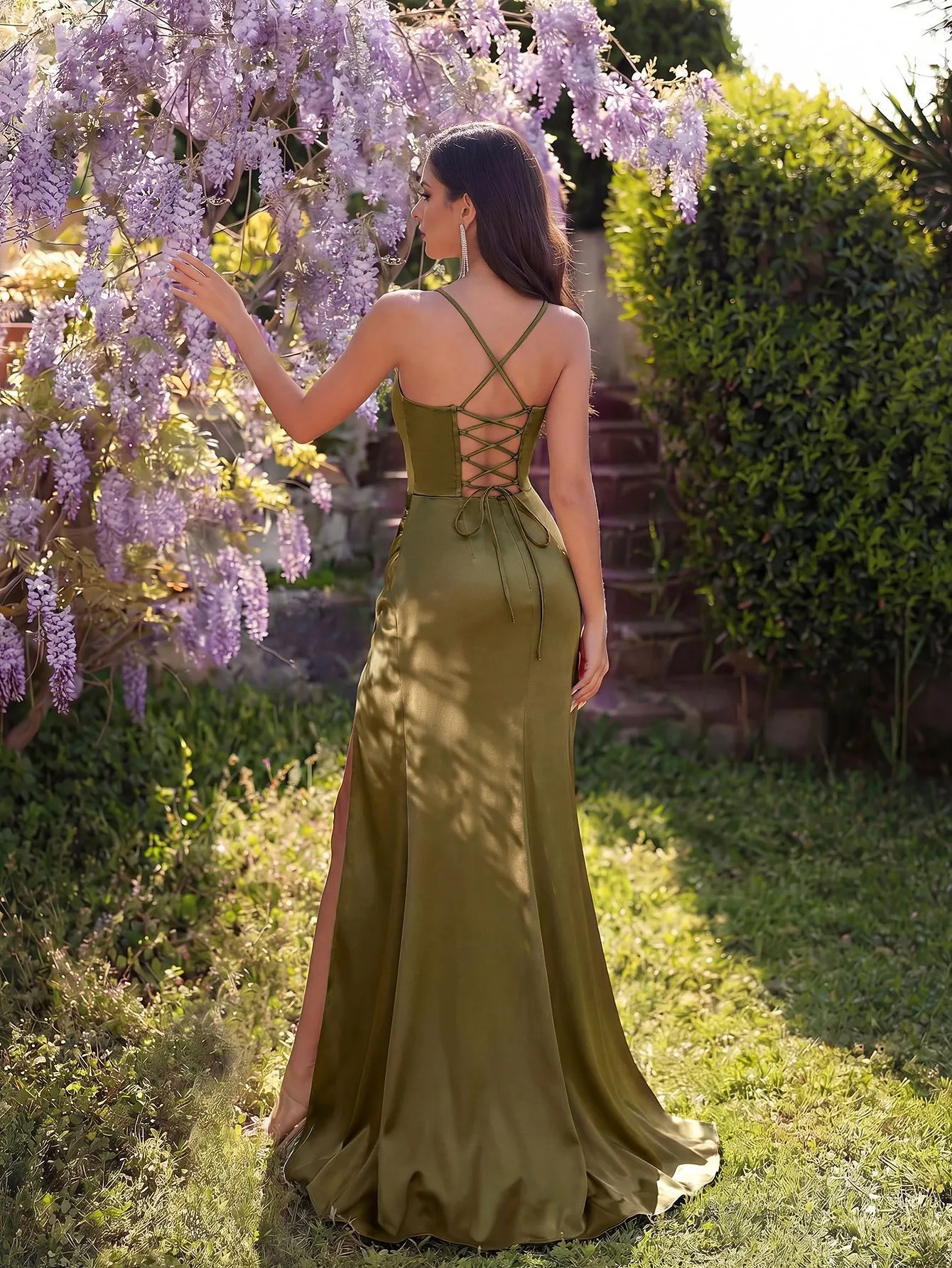 versace green dress jlo Every Star Who's Worn J.Lo's Iconic Grammys Gown Collection:Arrivée