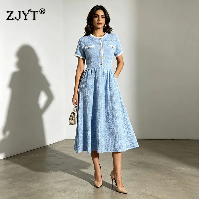 dress satin dress Fallon neckline and wide straps decwk1promo What to wear to US Size:42
