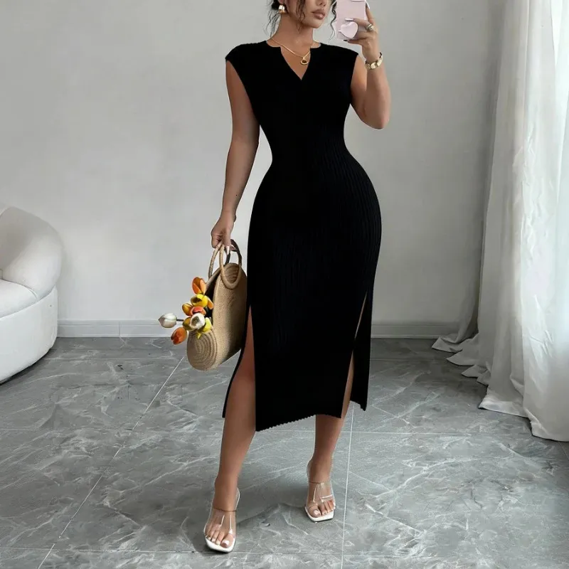 bodycon maxi summer dress Womens White V Neck Sleeveless Knit Maxi... From Lian01, Rs.1,932.88 A Summer Maxi Dress