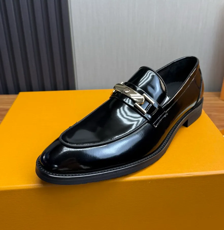 designer dress shoes men Mens Formal Slip On Burgundy Fashion After Midnight 6993 you need to wear a pair Prom dress shoes for men to do it right Wholesale Designer Dress Shoes Luxury