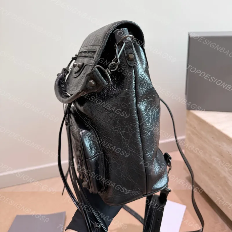 chanel mini backpack 2022 24P Duma Small Black Light Gold Hardware EQT Mid-Month Hot Sale Rain Cover:Without Rain Cover Behind the design of