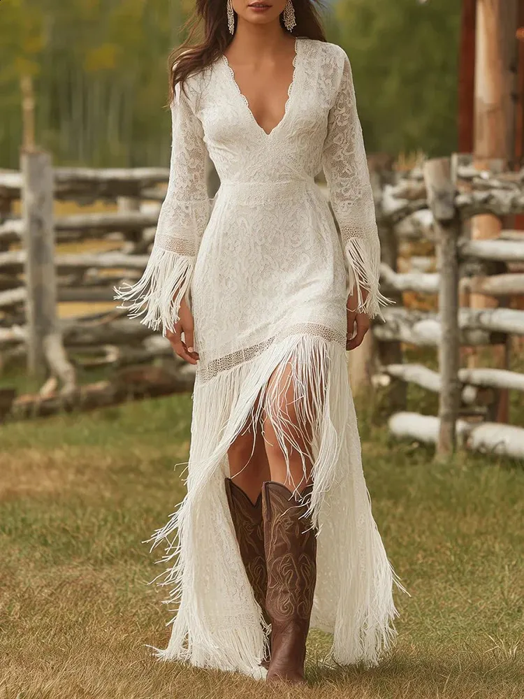 snakeskin cut out dress ZIMMERMANN EFFECT CUTOUT digital_ad Isadora Knit Dress combining daring design with Size:16y
