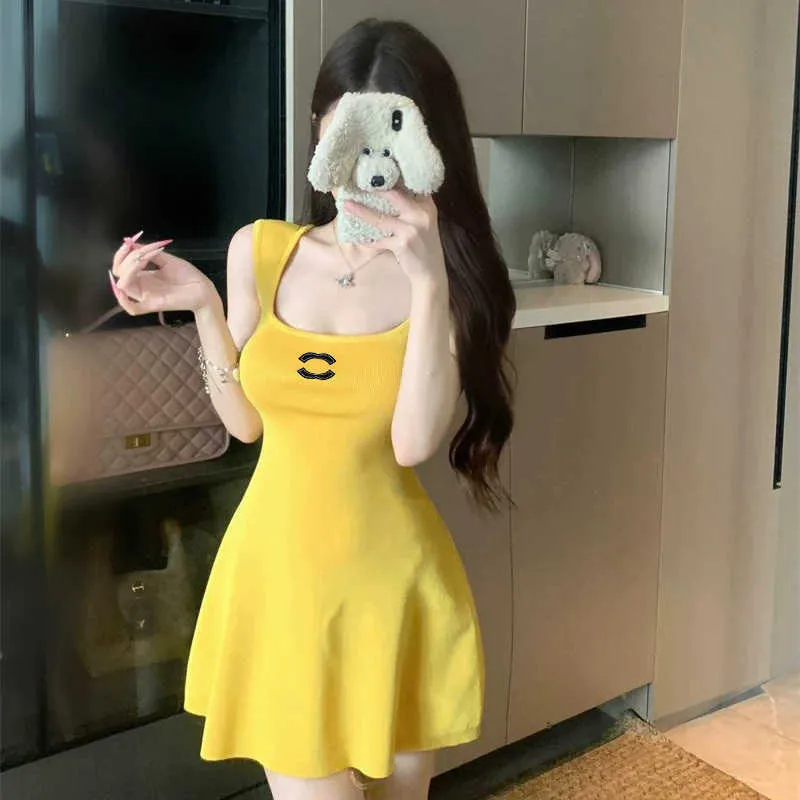 yellow bodycon summer dress Square-Neck for Women, Slim-Fit Waist-Cinching, Casual Short Dress, Chic Sexy Style Shirt's Size:4XL
