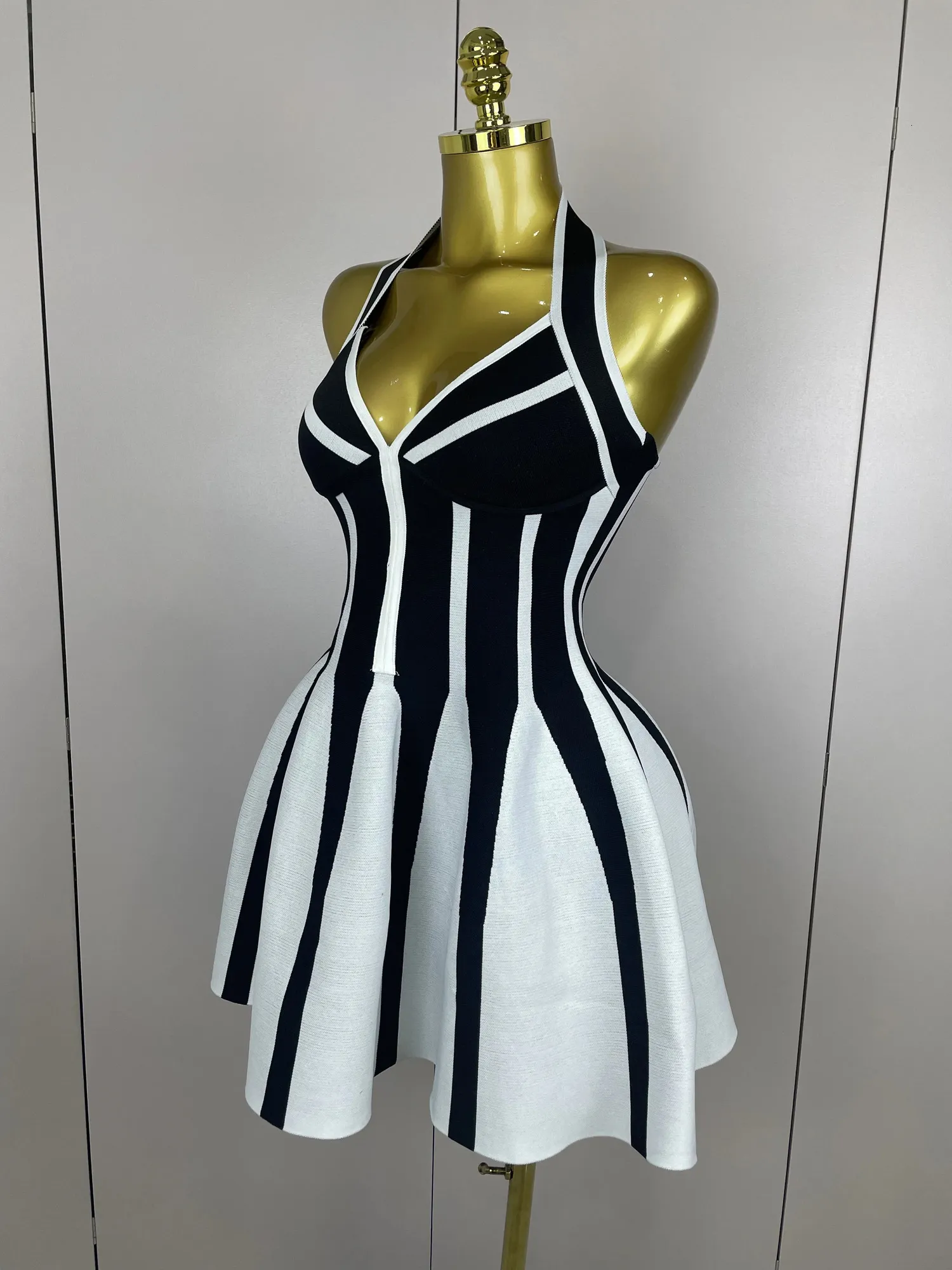 short sleeve cotton midi dress polo ralph lauren - Lori Day Lucy In The Sky This versatile dress pairs mustard cotton dress Size:16 - L