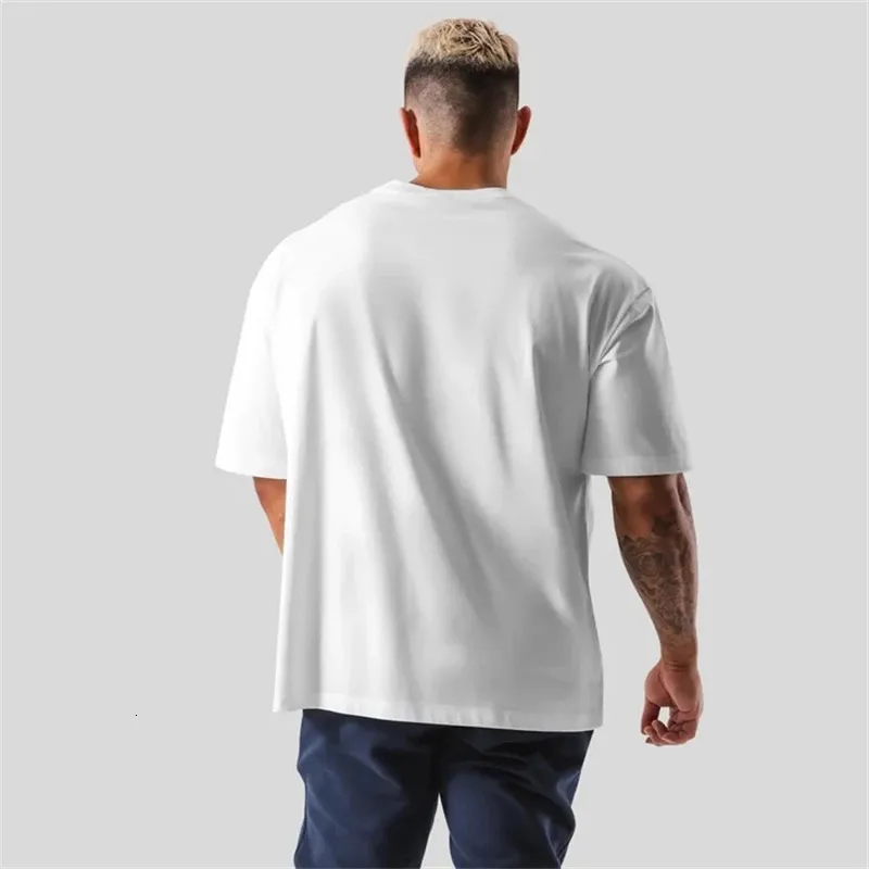Wholesale One Point Lyft Big Print Mens Running Gym Fitness