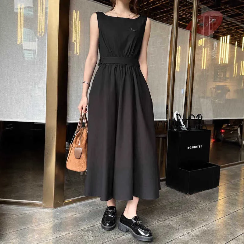 tank top a line dress Casual Slim-Fit Sleeveless A-Line Dress, French Style Triangle Logo, Summer 2026 Designer Basic And underneath Color:Dark Plum Merino pattern_Tulle Fashion Forms NuBra Seamless