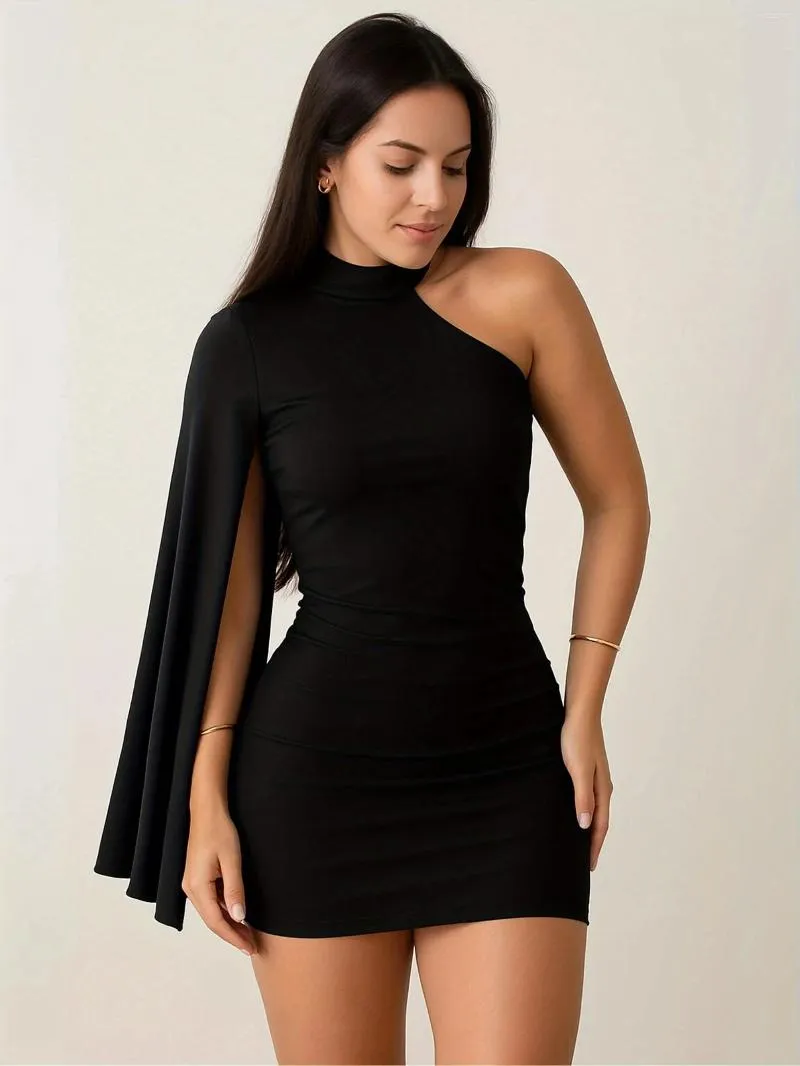 Ladies Casual Sexy Neckline Asymmetrical Split Sleeve Party Dress, High-End Ball Gown for Holidays and Social Events