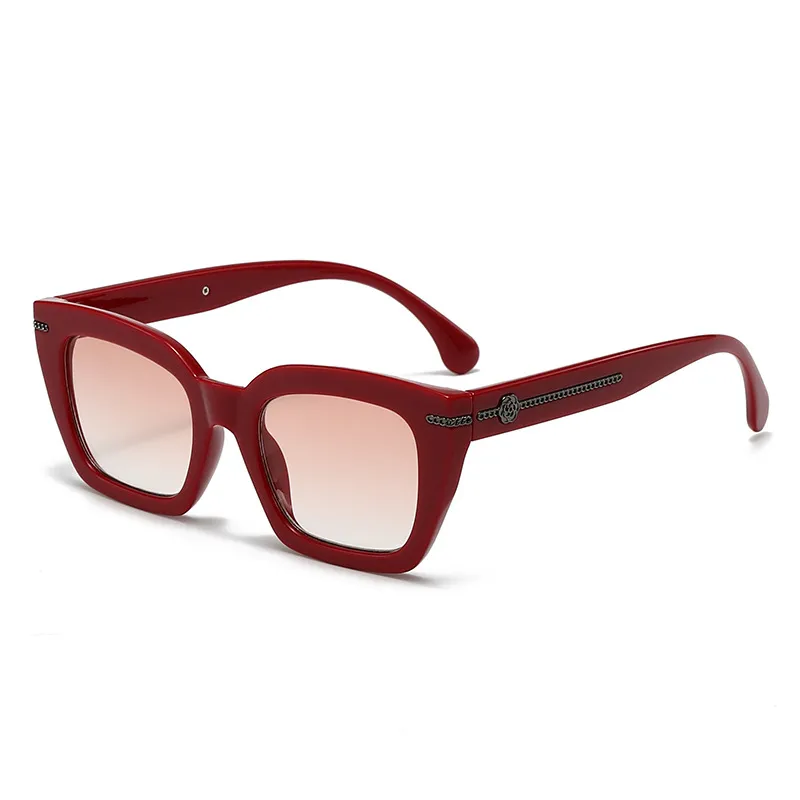 Hot Selling Luxury 2026 New Fashionable Chain Style Women's High End Old Fashioned Square Sunglasses UV Resistant_voghion.com