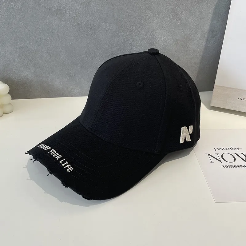 2026 Nieuwe populaire designer luxe merk baseballpet met gepersonaliseerde letters aan de zijkant, coole harde pet met eendentong, gratis_voghion.com
