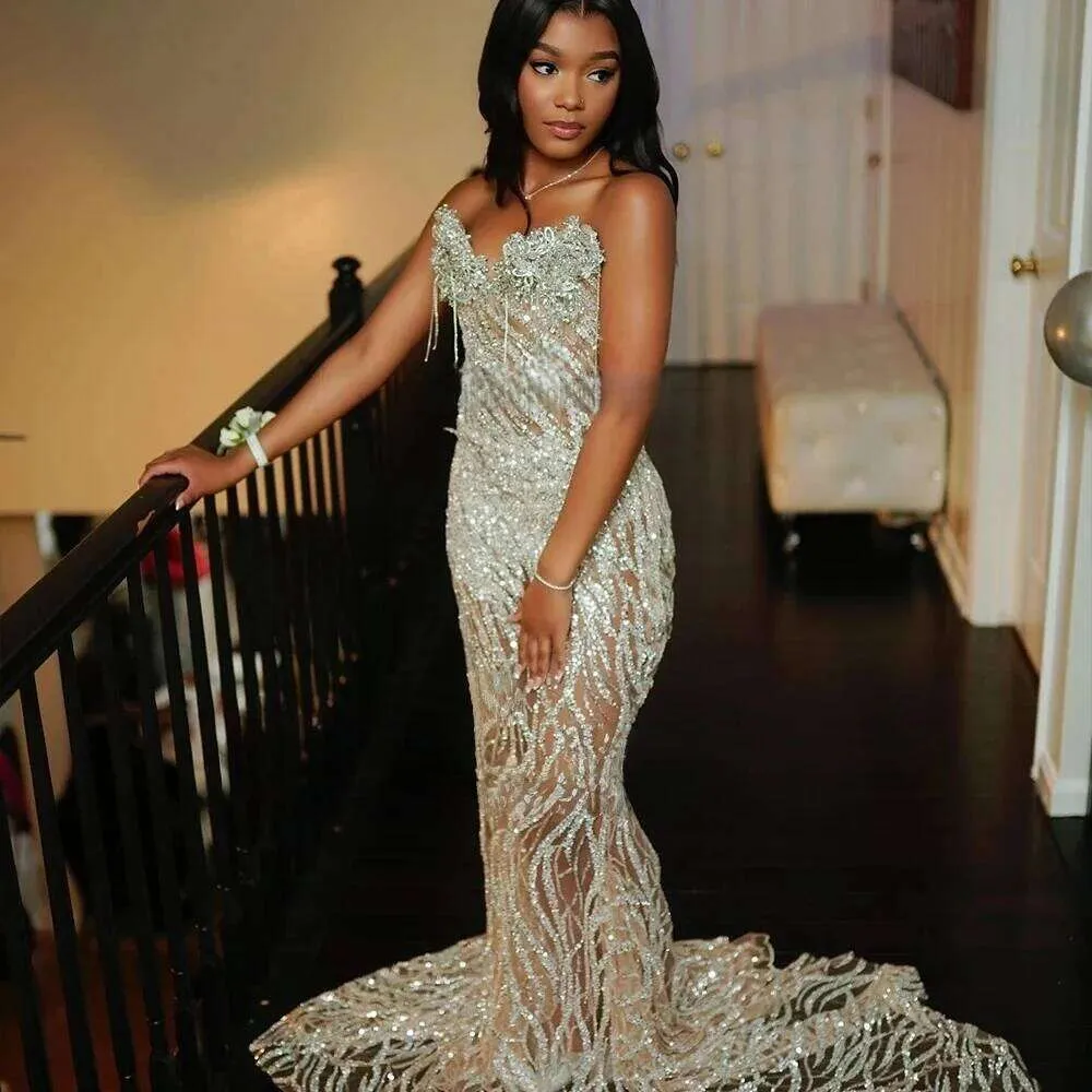 black american prom dresses Sparkly African Dress Mermaid Sweetheart Sequined Trumpet Gown with Built-in Bra from Dhgate Prom Color:YELLOW Shop Little Black Dresses fabric type_Silk & Satin Height 177cm