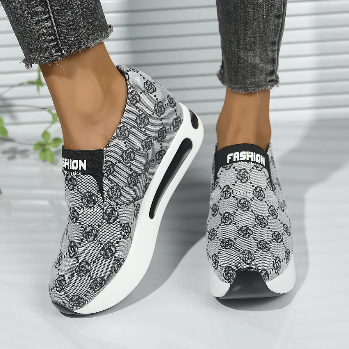 2026 Spring Summer New Fashion Print Design Women's Sports Outdoor Versatile Soft Bottom Comfort Casual Shoes_vogvips.com