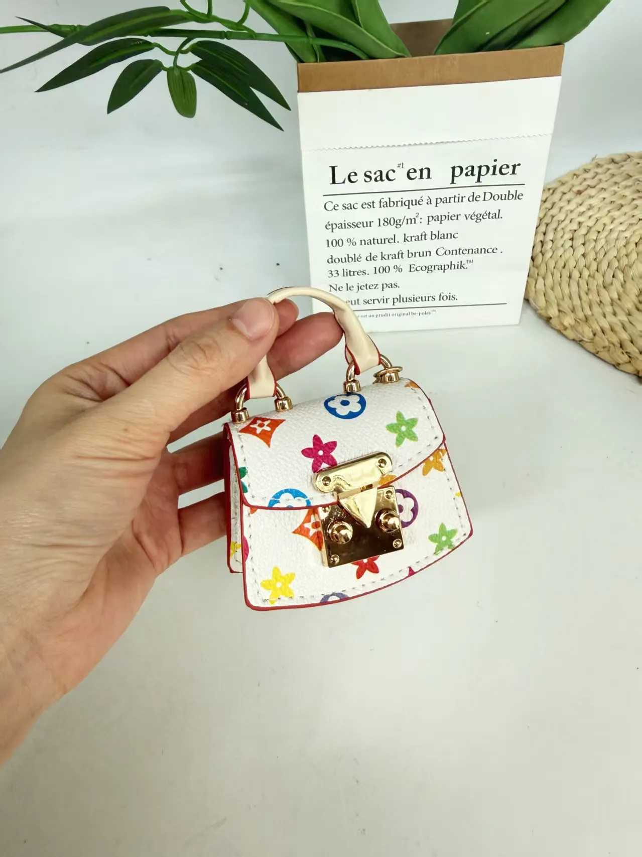 Kreativer Fächer-Kopfhörer-Schlüsselanhänger für AirPods 4, 2 Pro, 2, Galaxy Buds 3 und 3 Pro, modische Mini-Münztasche_voghion.com