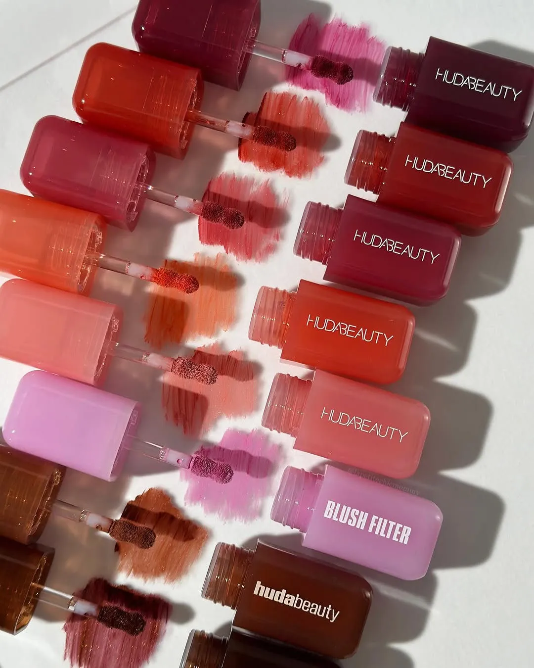 HUDA Strawberry Cream Soft Glow Liquid Instagram... 