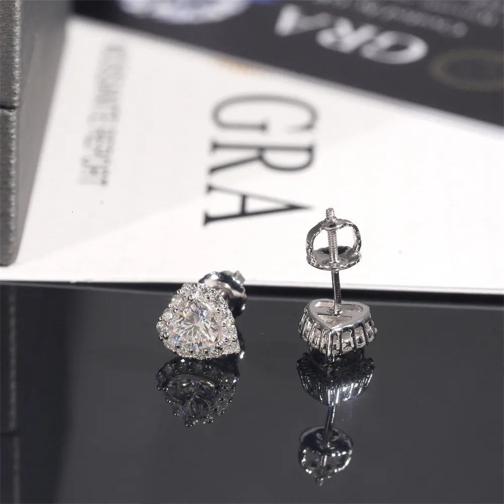 Jewelry S925 Silver Moissanite Heart Shaped 05 Carat Unisex Earrings Studs_voghion.com