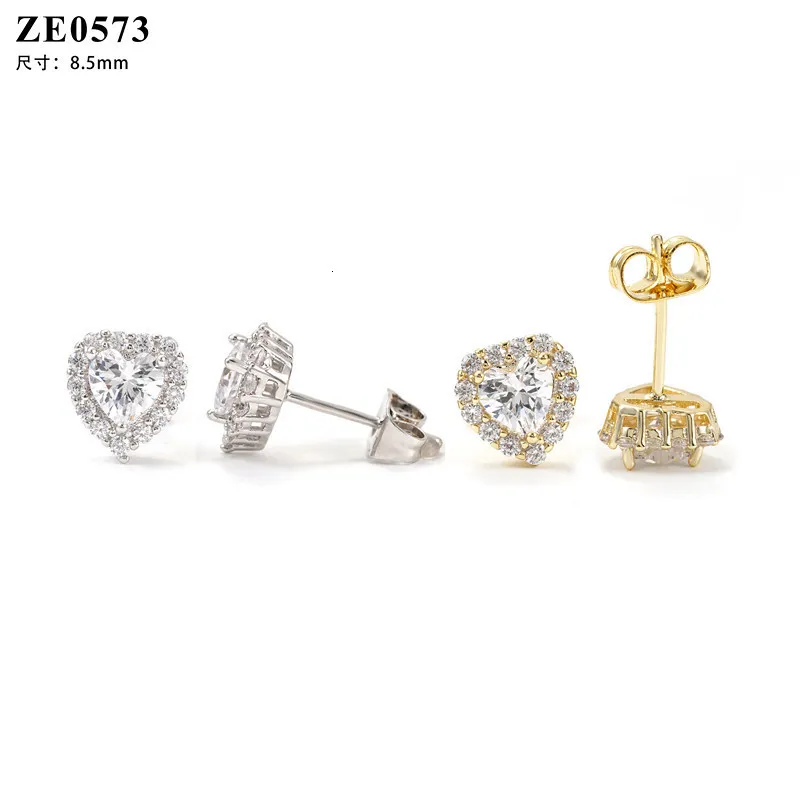 Jewelry S925 Silver Moissanite Heart Shaped 05 Carat Unisex Earrings Studs_voghion.com