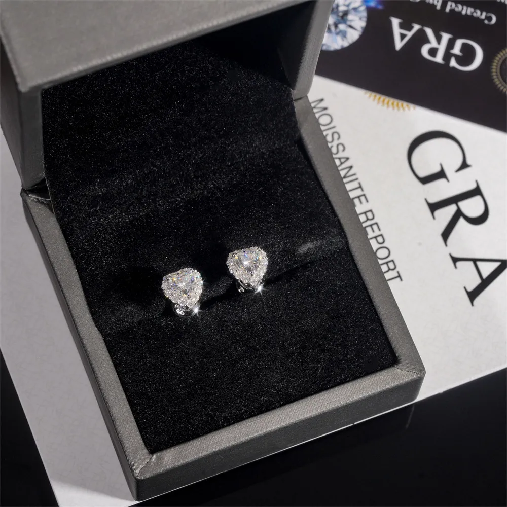 Jewelry S925 Silver Moissanite Heart Shaped 05 Carat Unisex Earrings Studs_voghion.com
