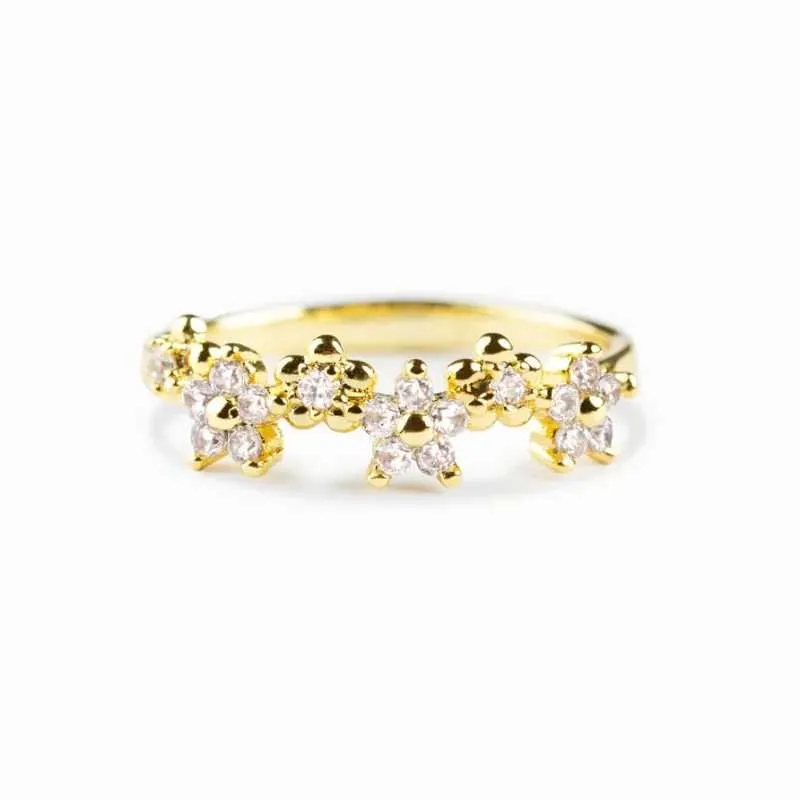 Anel designer elegante para mulher com design de flor e cz_voghion.com