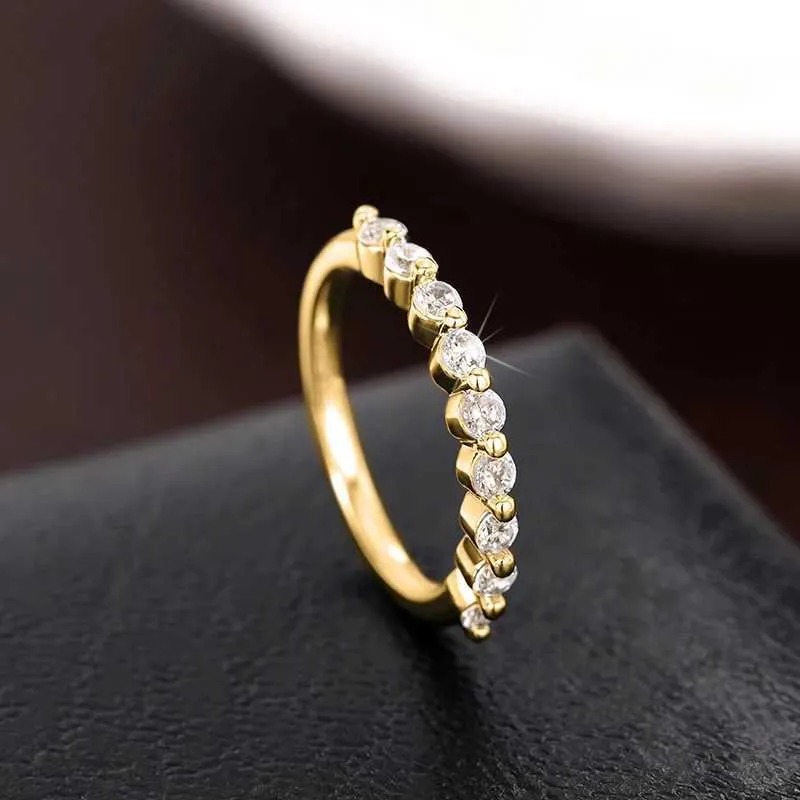 Minimalist Thin Cubic Zirconia Ring For Women Stackable Jewelry_voghion.com