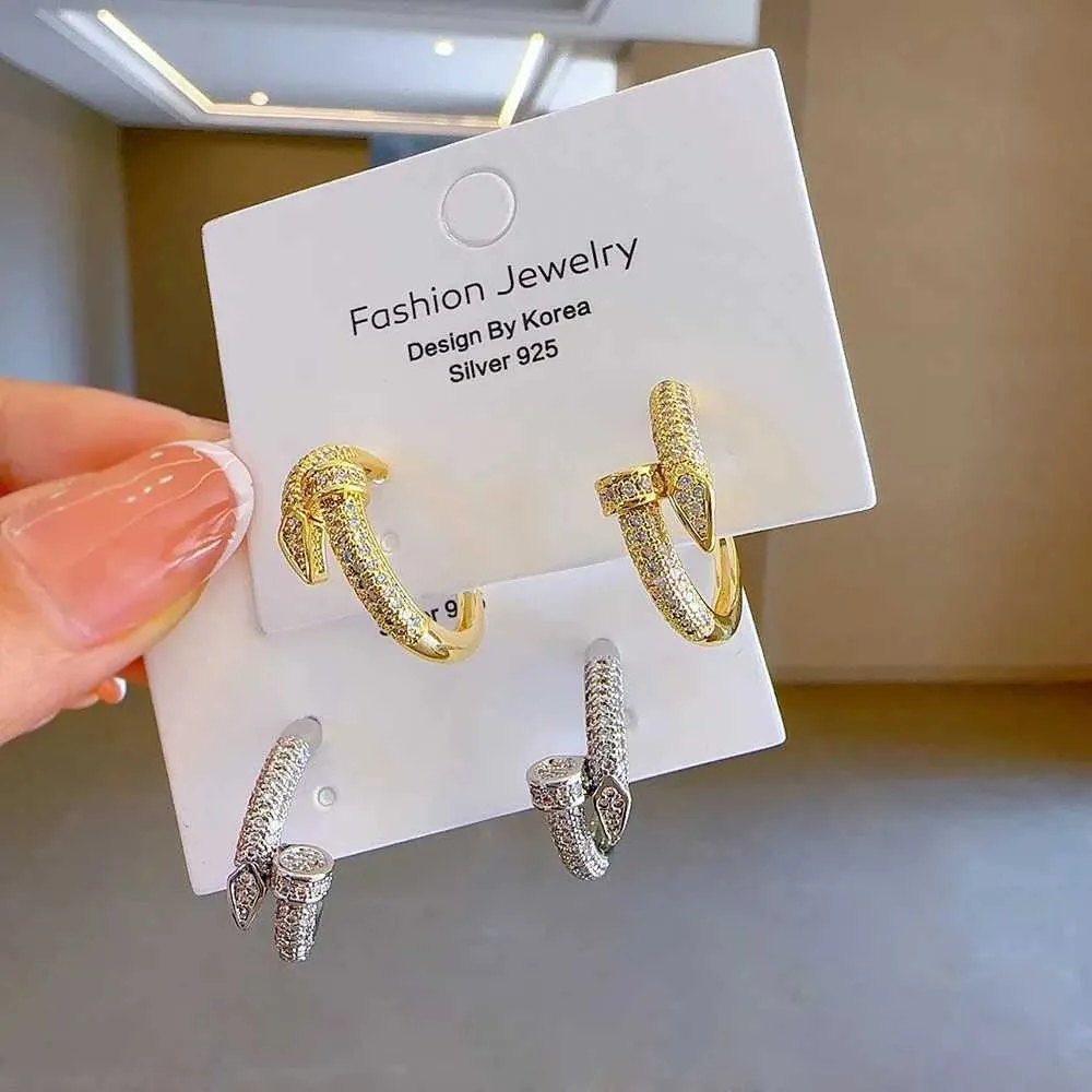 Boucles d'oreilles clous en cristal forme c style punk chic_voghion.com