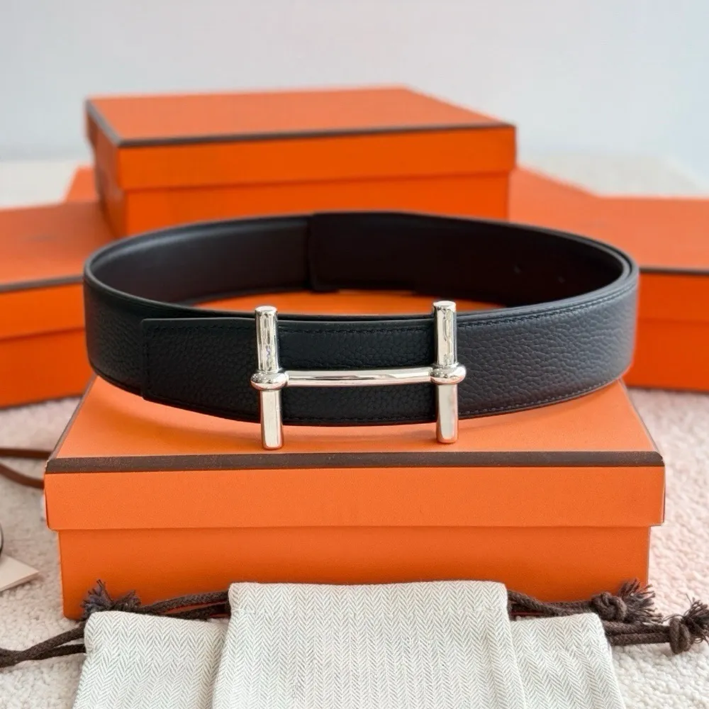 Designer Mens Reversible Leather H Designer Belt... From  display picture 3