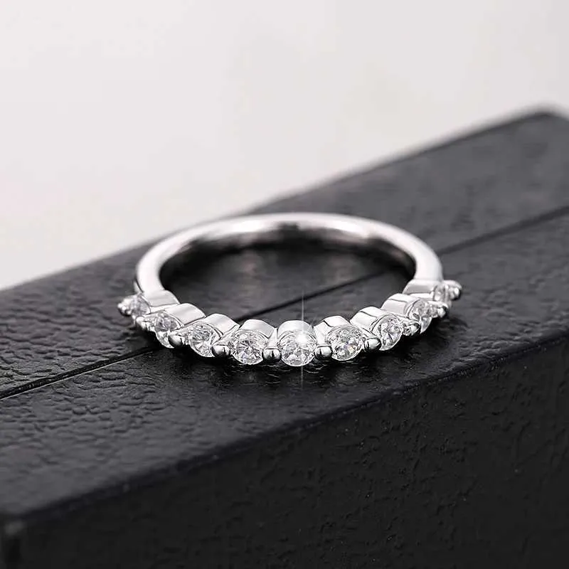 Minimalist Thin Cubic Zirconia Ring For Women Stackable Jewelry_voghion.com