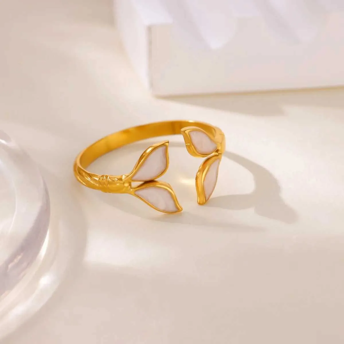 Vergulde roestvrijstalen ring met blad voor dames bruiloft_voghion.com