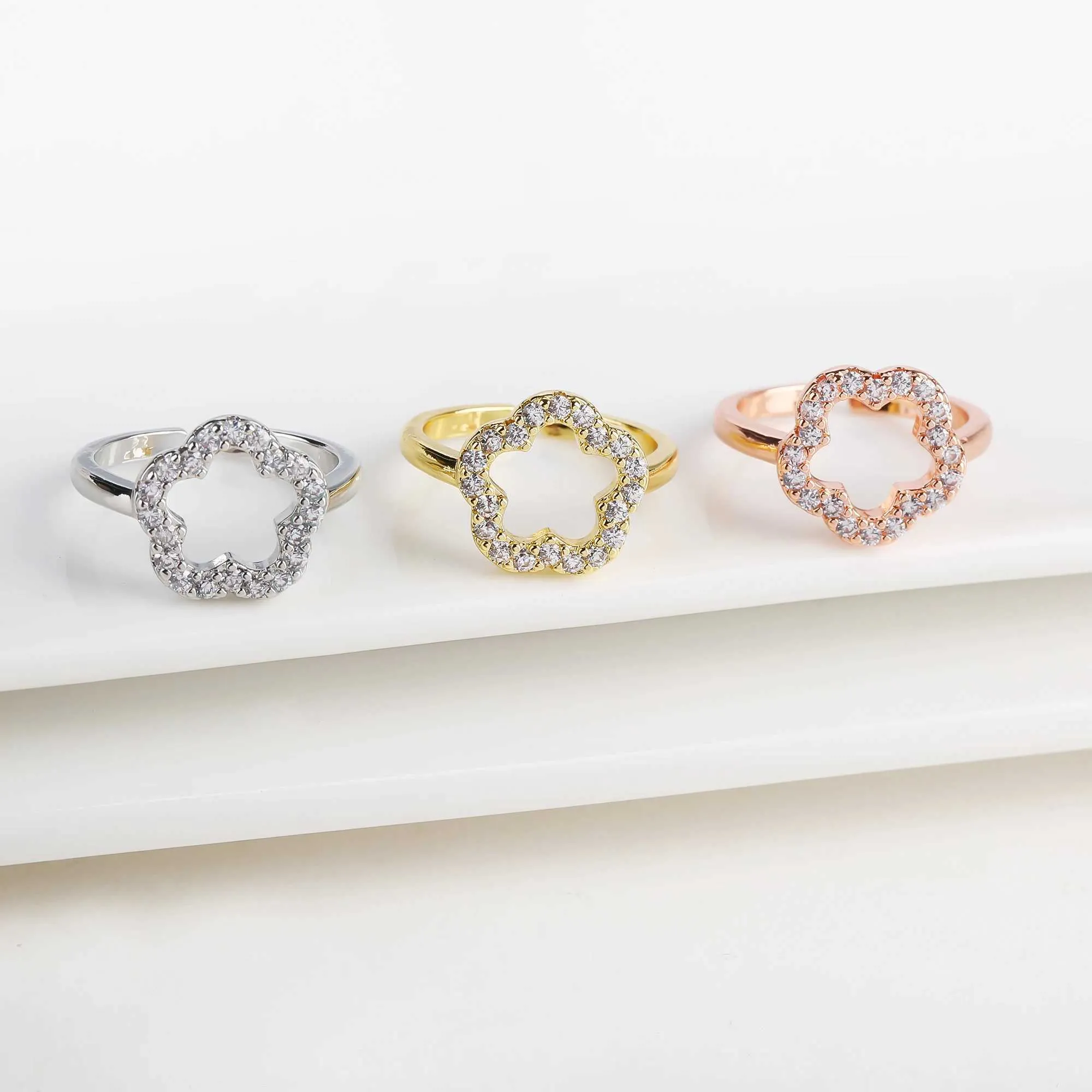 Gold/Rose Gold/Silver High Quality Shiny Zirconia Five Leaf Flower Finger Adjustable Ring Simple For Woman Jewelry Gift_voghion.com