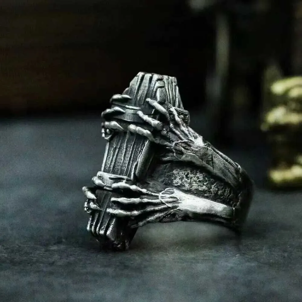 Classic Vintage Ghost Claw Vampire Ring Adjustable Goth Punk Jewelry_voghion.com