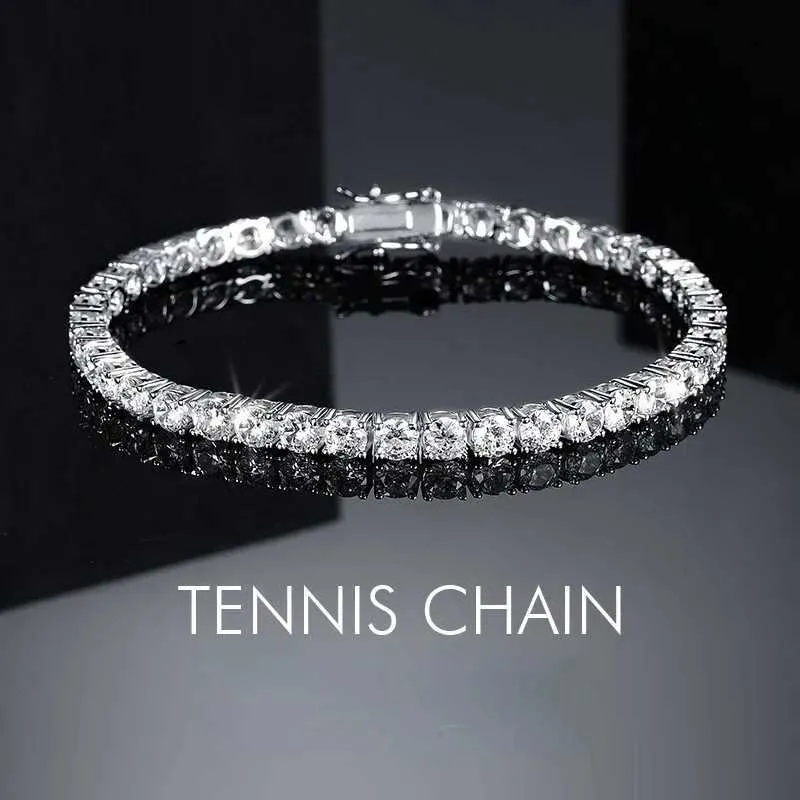 Luxury Tennis Bracelet With Full Diamond 925 Silver Plated Finish_voghion.com