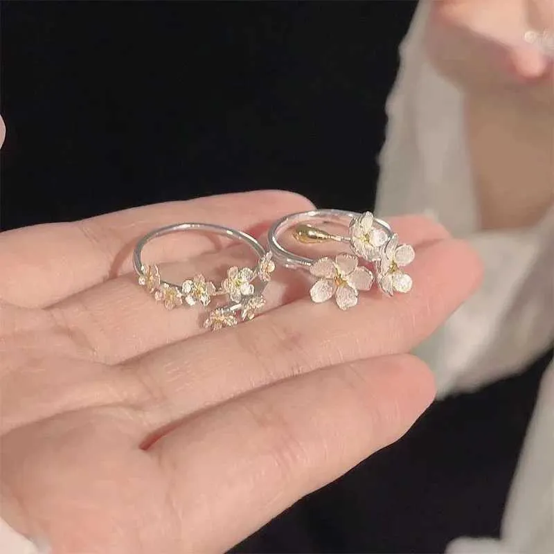 Unique Delicate Flower Opening Adjustable Rings For Women Silver Color Minimalist Finger Ring Engagement Jewelry Female_voghion.com