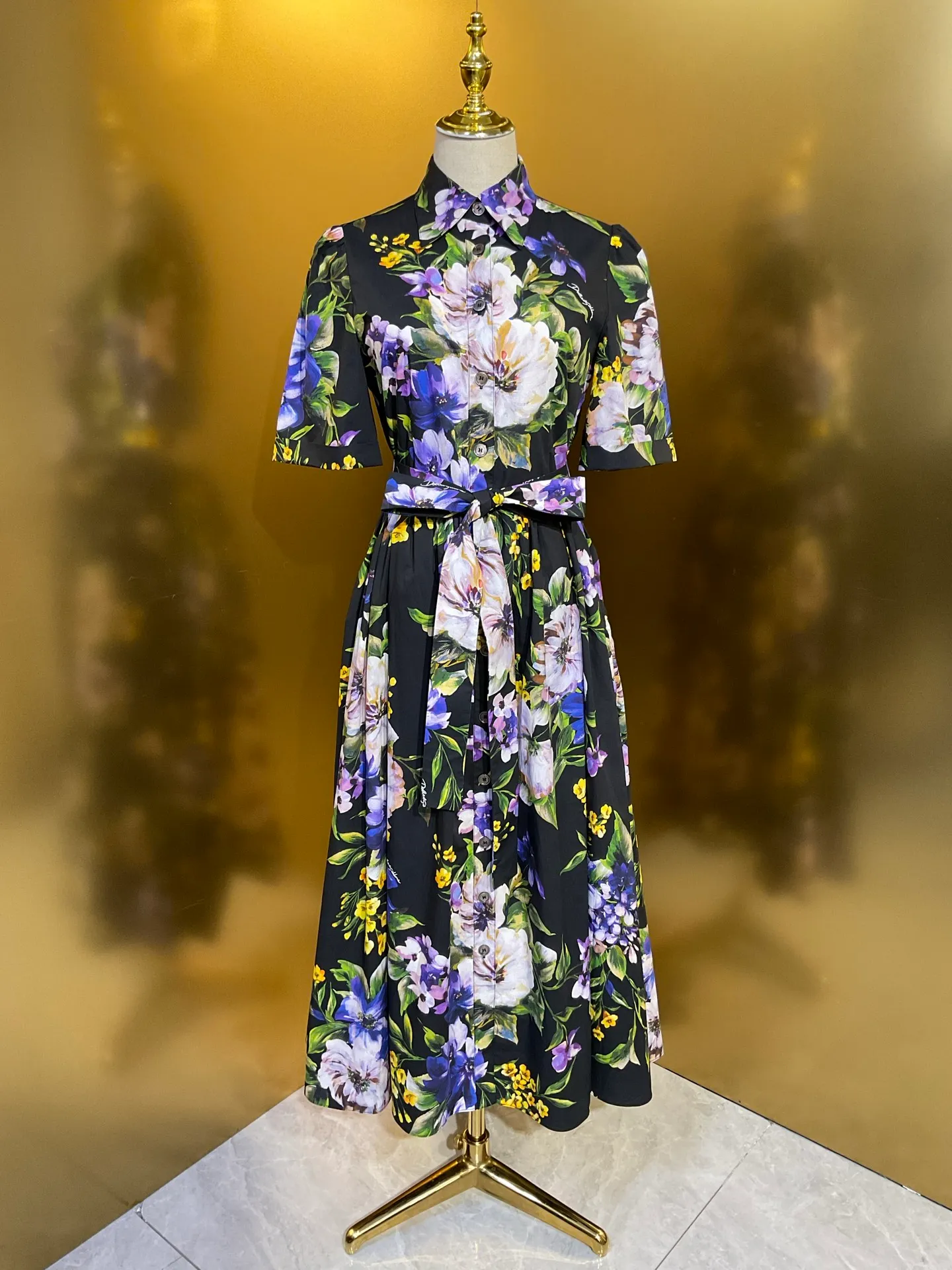 midi dress for women white Lady Black Tie - Leanne - Dolce & Gabbana - Category:WORK DRESSES 30% Cotton Hand Wash Size:US 9 / EU 42