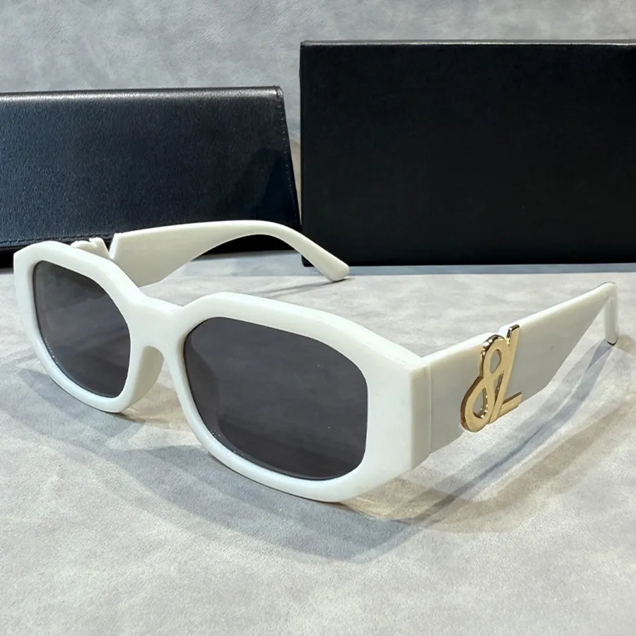 UNISEX OVERSIZED WHITE Frames SUNGLASSES SKYLAR Unisex Oversized Square Frame UV400 Sunglasses  main image 2
