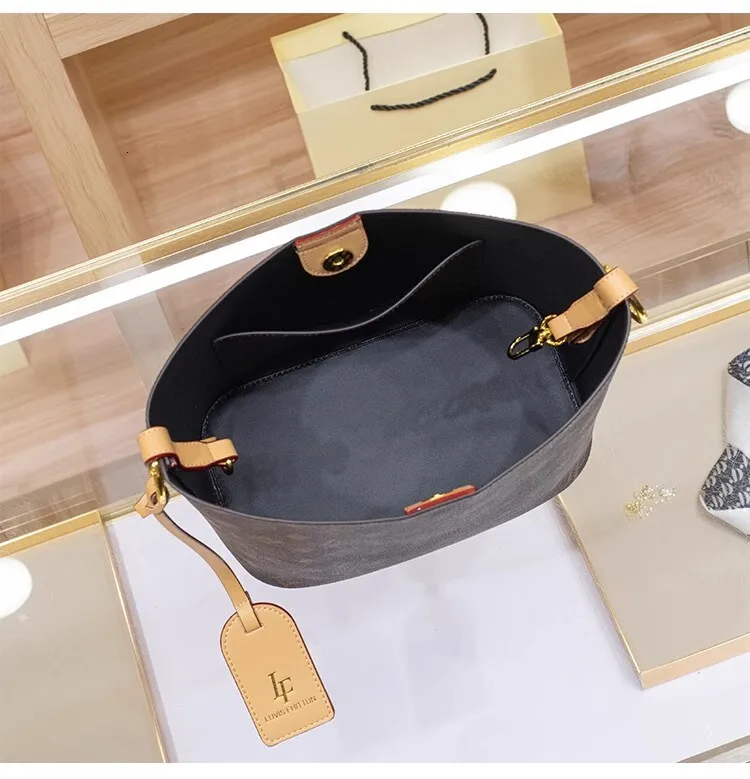 Echtes Leder Beuteltasche Damen Herbst Winter Umhängetasche Groß_voghion.com