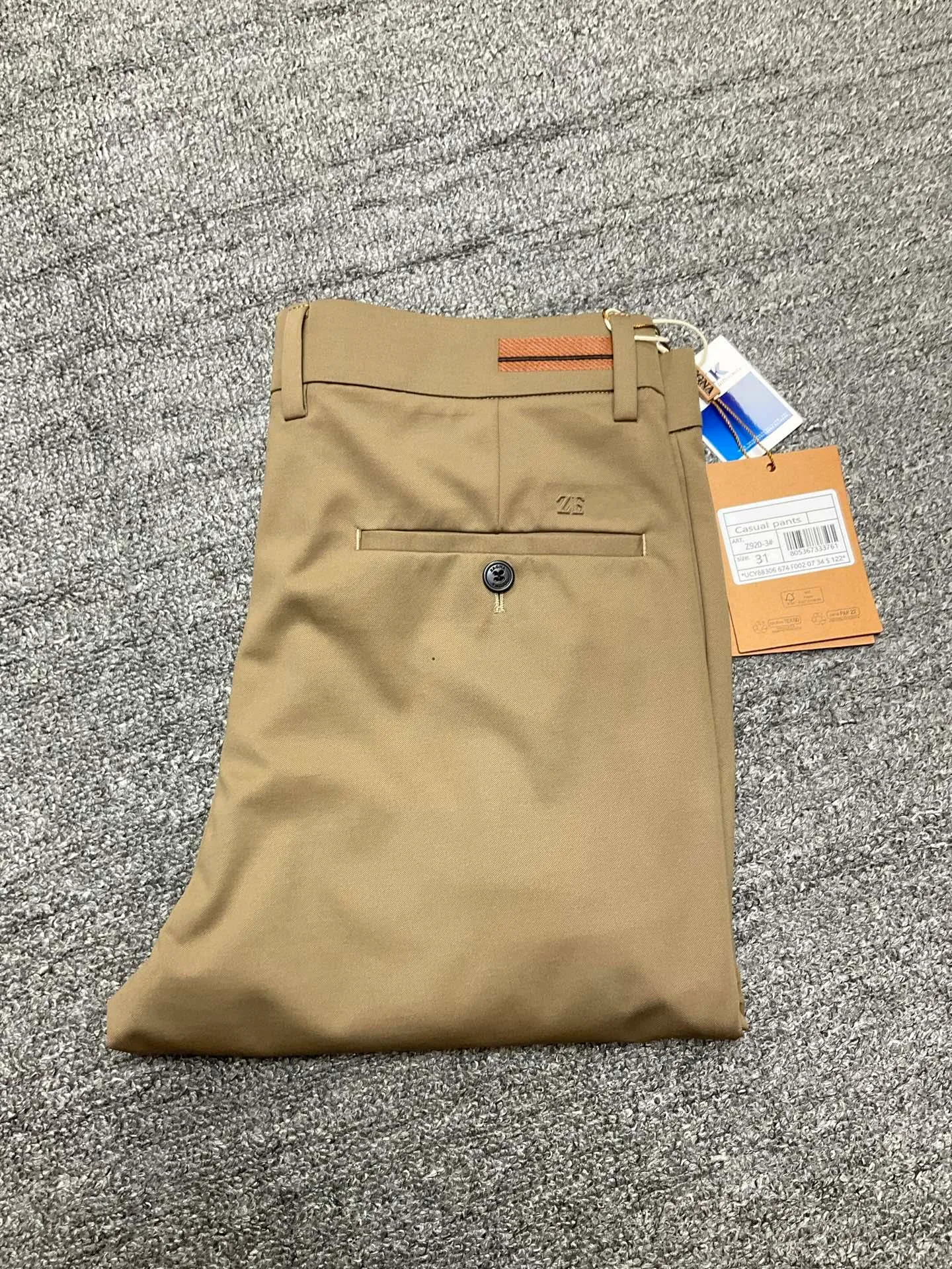 Mens dress pants zipper fly polyester cotton broadcloth black blue sizes  29-42 from Dhgate Mens Pants - price 43.78