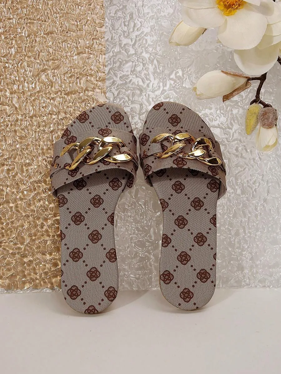 Elegant Women's Flat Sandals With Metal Decoration Solid Colour_voghion.com