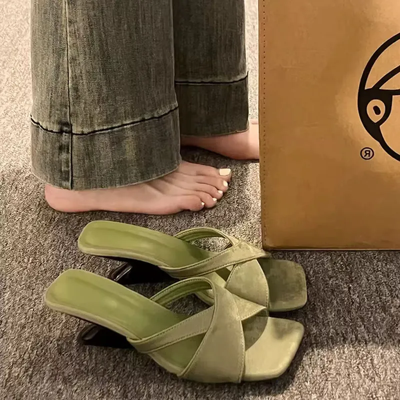 Women White Cross Strap Mule Sandals Square Open Toe Unique Curved Low Kitten Heel Backless Casual Summer Slip On Shoes_voghion.com