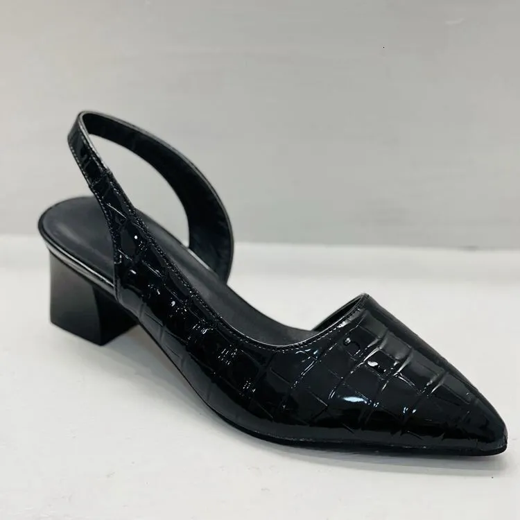 Women Crocodile Embossed Pointed Toe Slingback Pumps Black Glossy Block Low Heel Backless Elegant Office Dress Sandals_voghion.com
