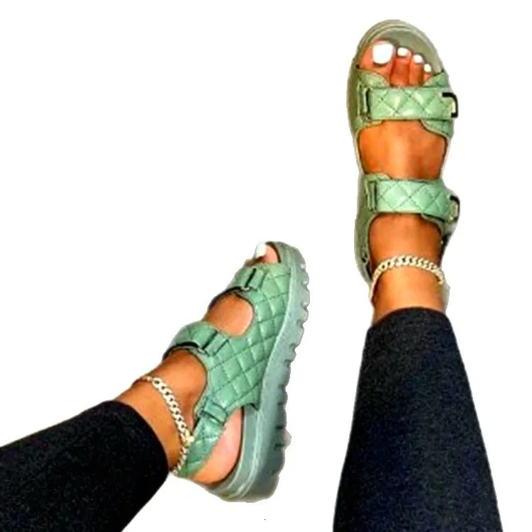 Women's Quilted Sandals Buckle Strap Casual Shoes Large Size Platform European And American Style Sports Beach Sandal_voghion.com