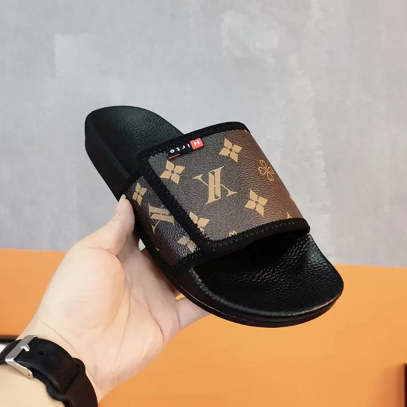 Men Adjustable Strap Slide Sandals Open Toe Non Slip Thick Sole Casual Summer Beach Slippers_voghion.com