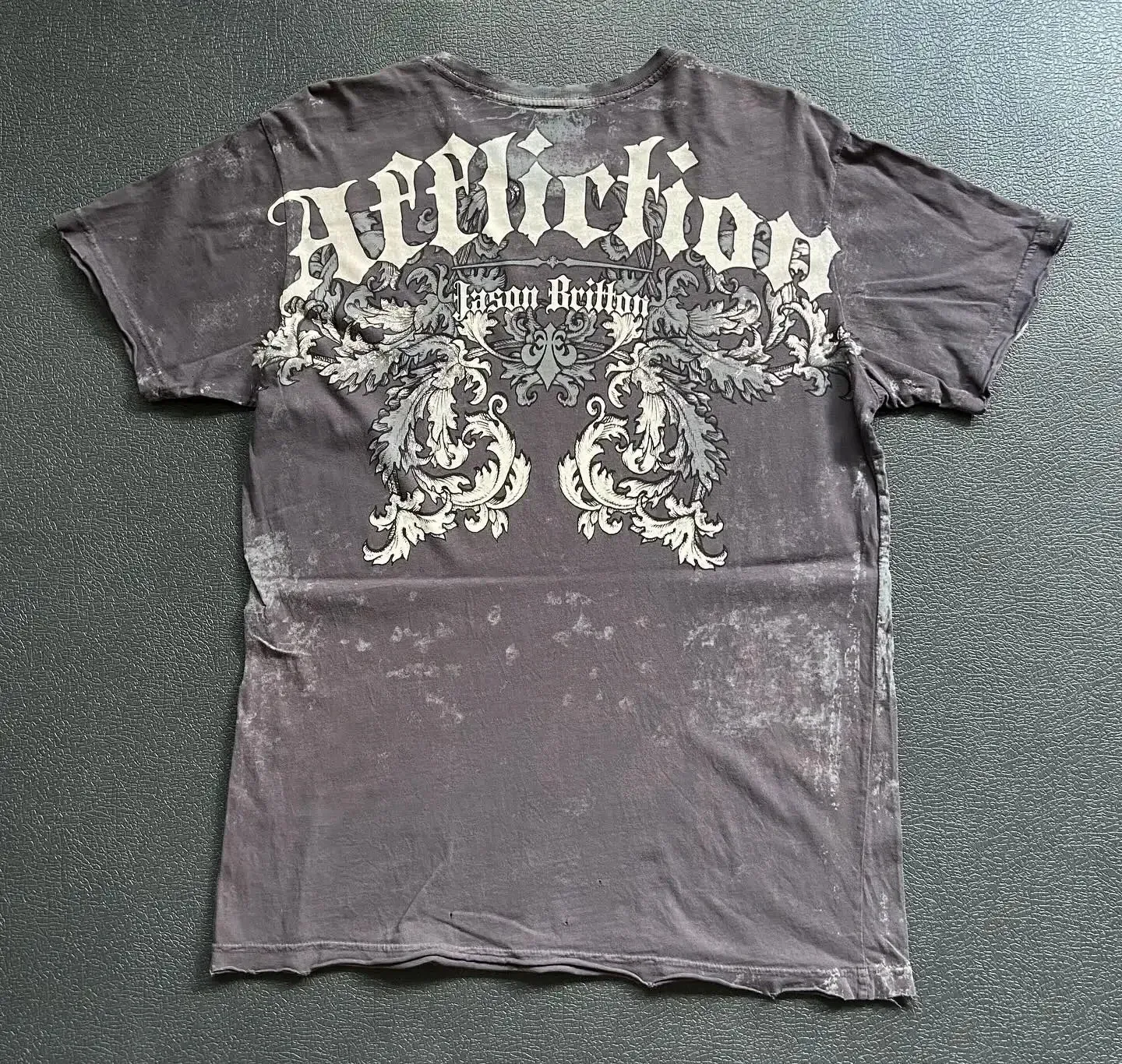 トップス 00s Affliction skull graphic print tee 2000s Affliction Style Mens Graphic T Shirt, Gothic From