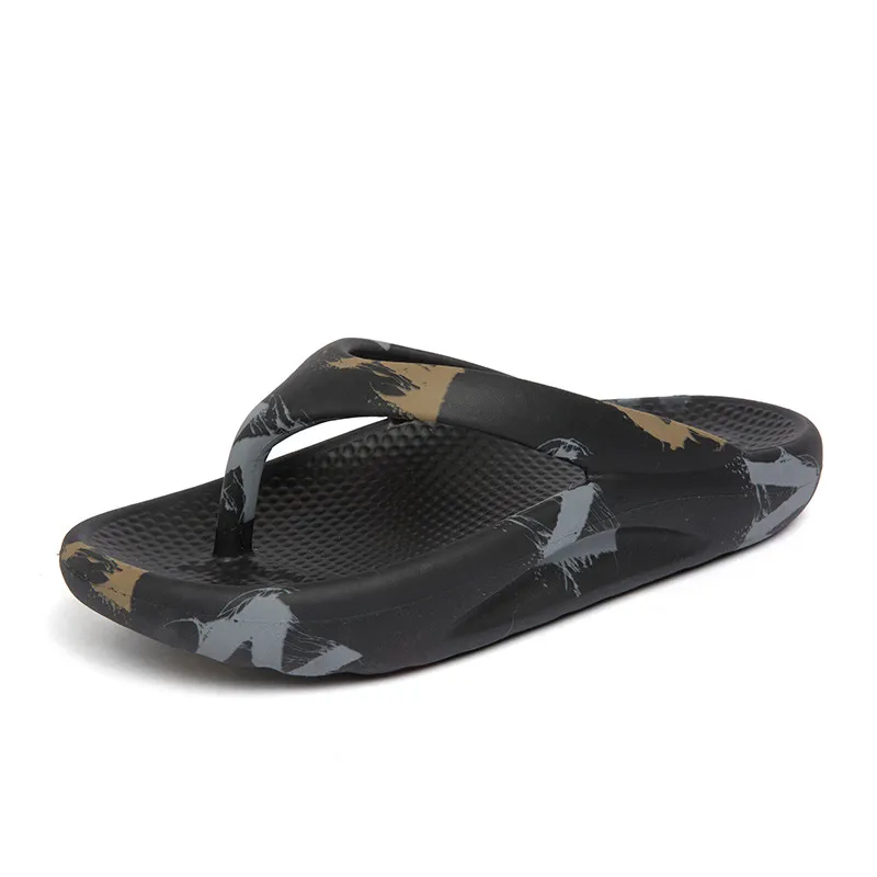 2026 New Plus Size Flip Flops Thick Soled Outdoor Beach Shoes Lightweight And Breathable Couple Clip On Sandals_voghion.com